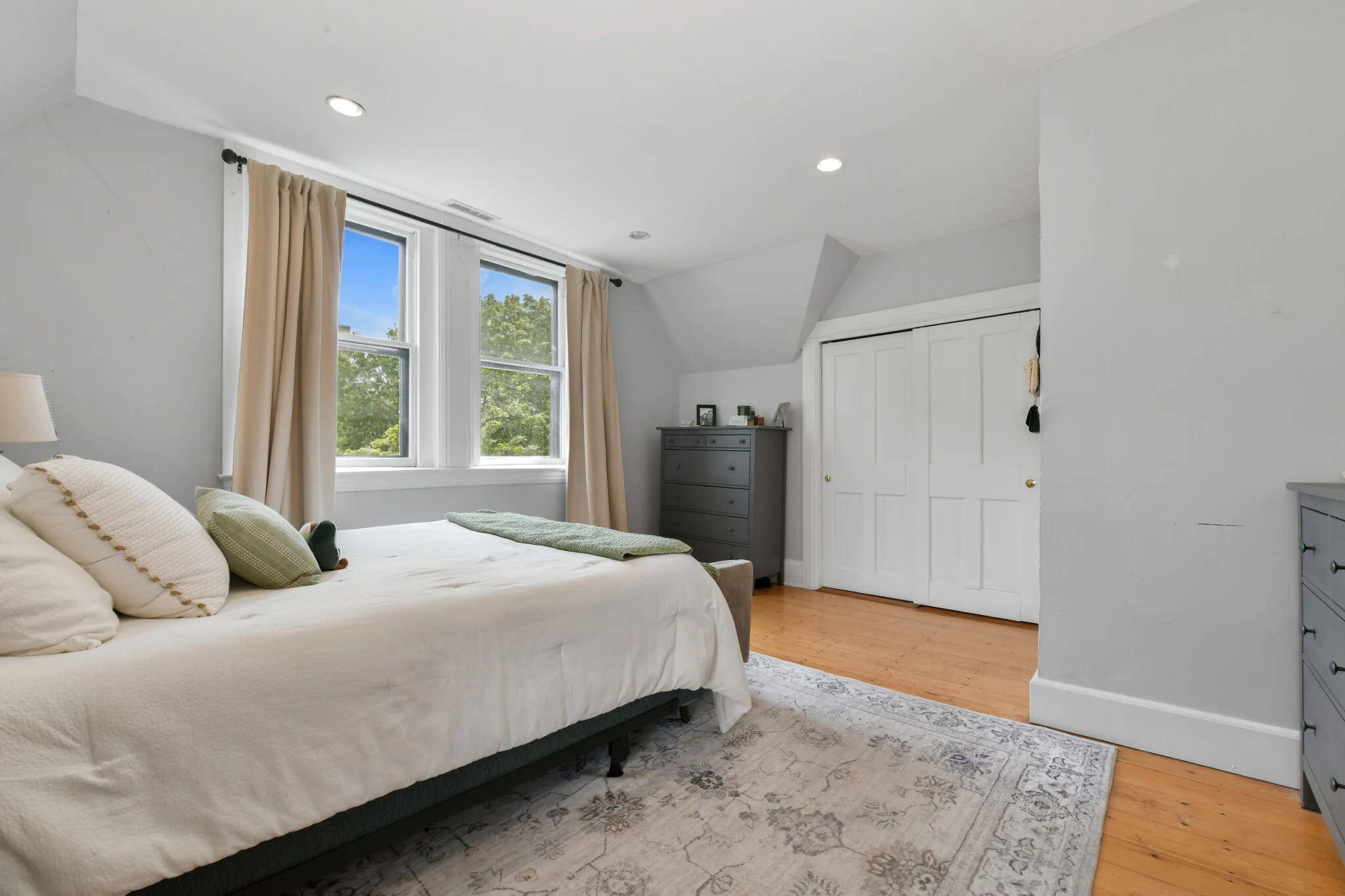 1774 Beacon St, Brookline