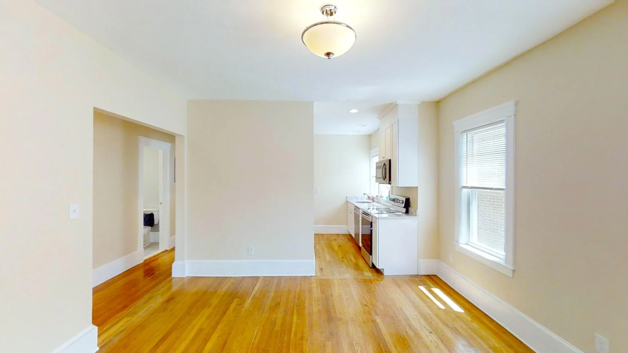 303 Tappan St, Washington Square