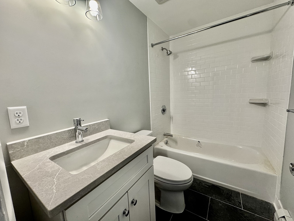 97 Spring St, West Roxbury