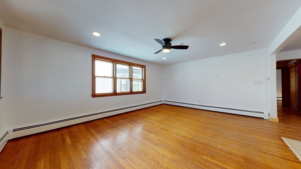 106 Laurel St, Malden