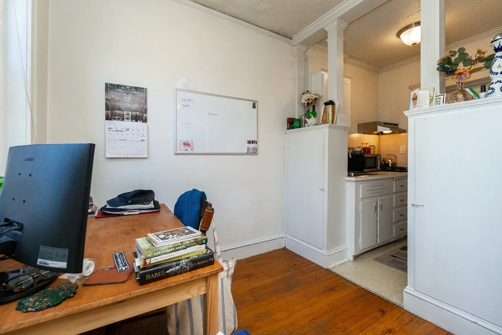 118 Riverway, Longwood