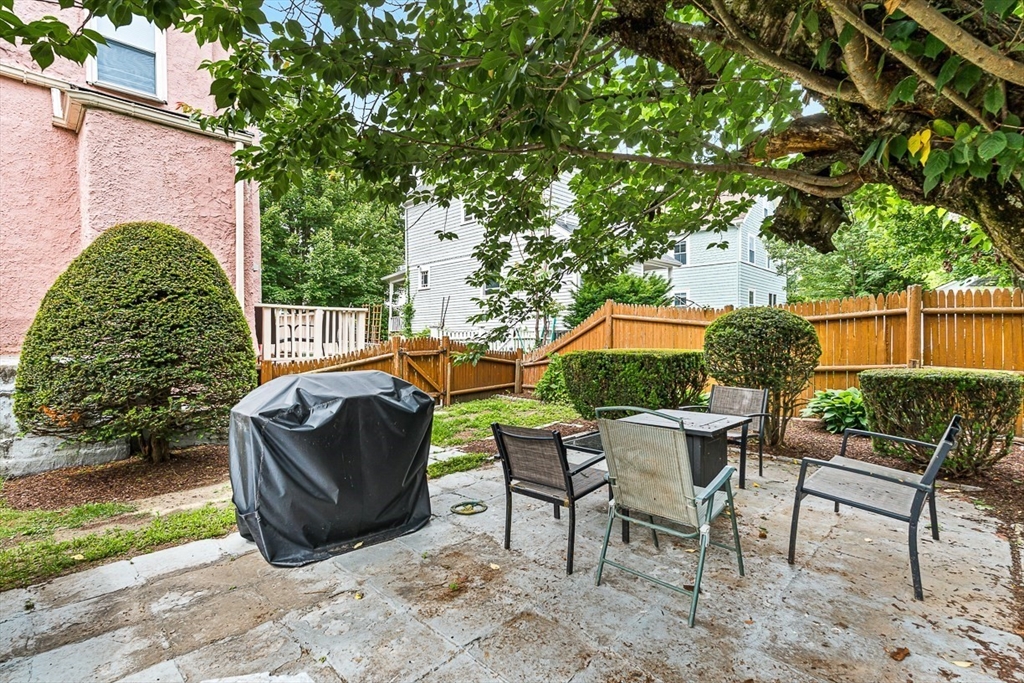 29 Harvard St, Winchester