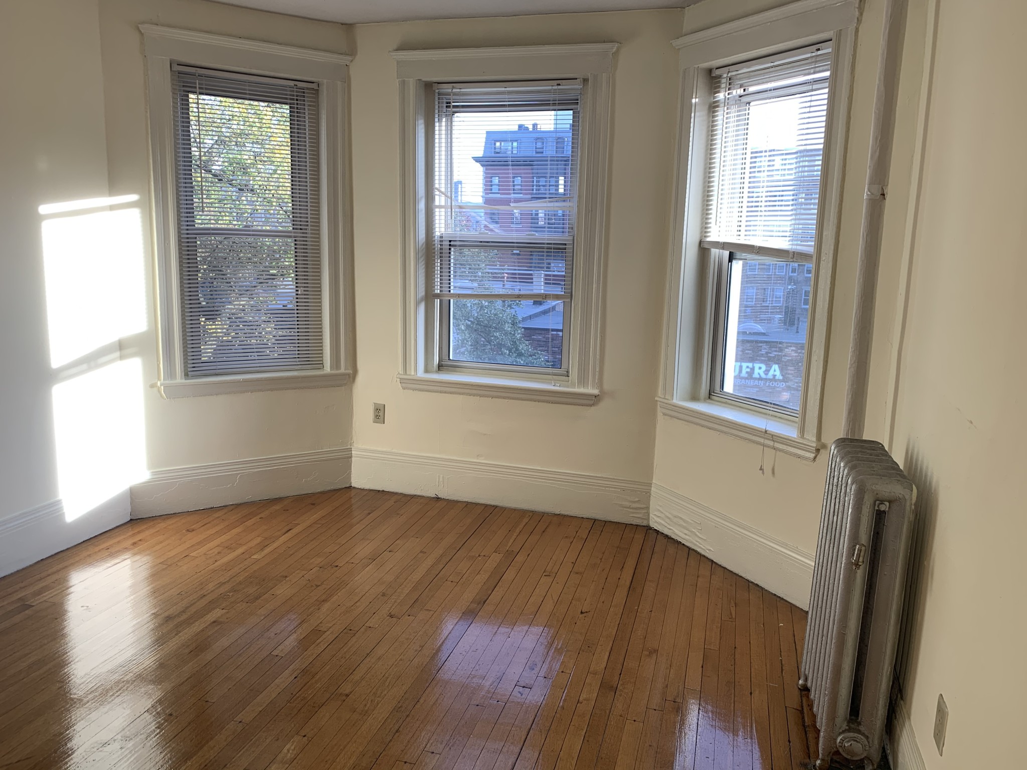 51 Queensberry St, Fenway