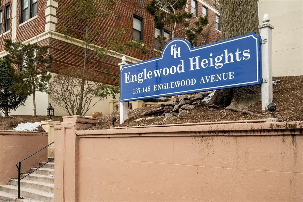 137 Englewood Ave, Brighton