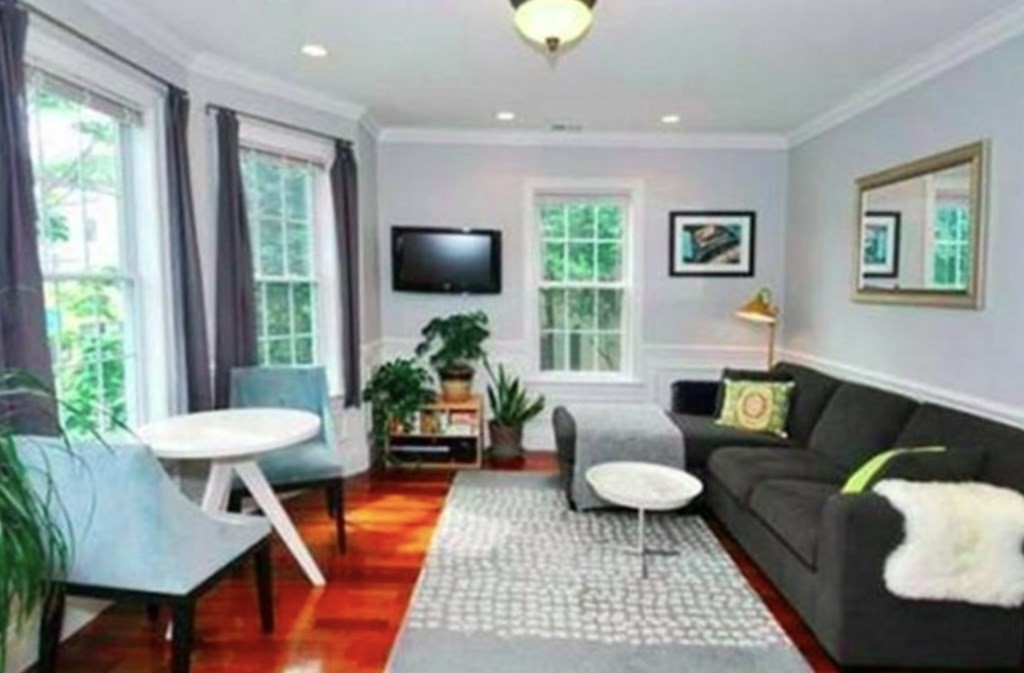 613 Dorchester Ave, South Boston