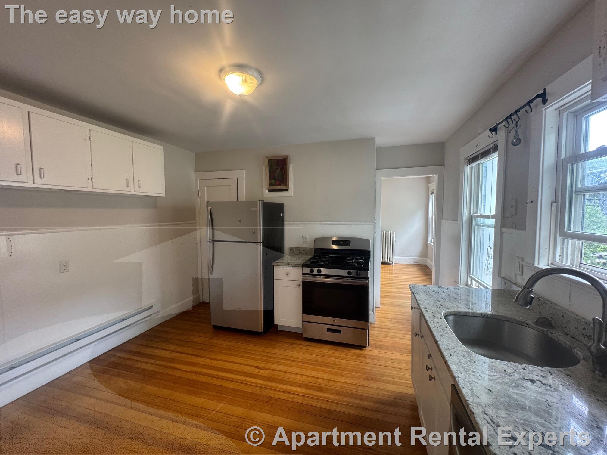 48 Standish St, Huron Village