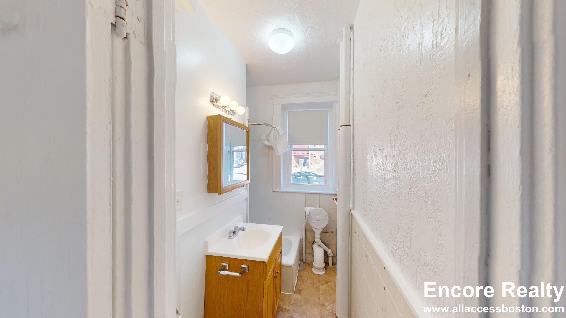 1800 Commonwealth Ave, Brighton