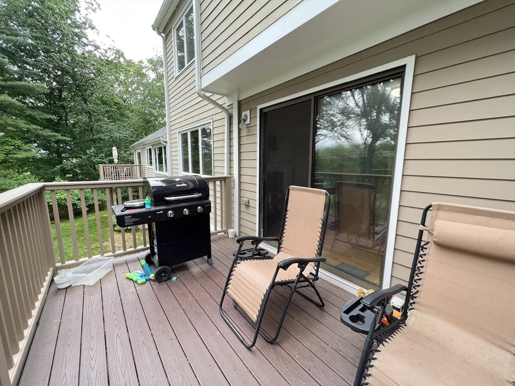 92 Fifer Ln, Lexington