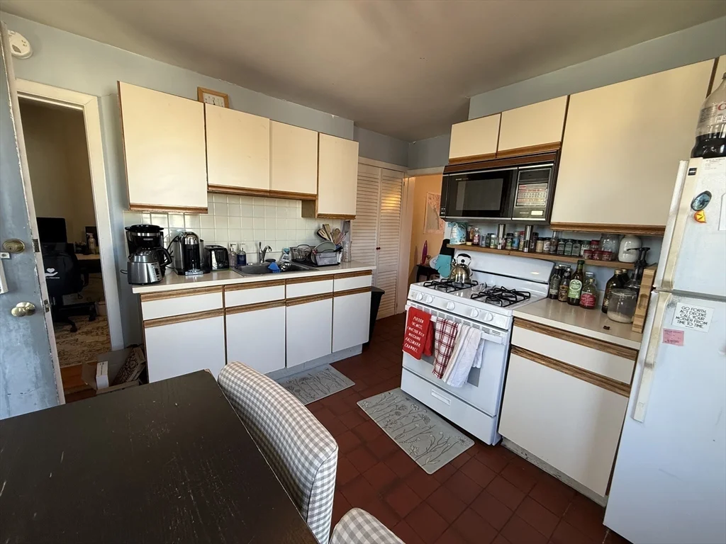 60 Pleasant St, Cambridgeport