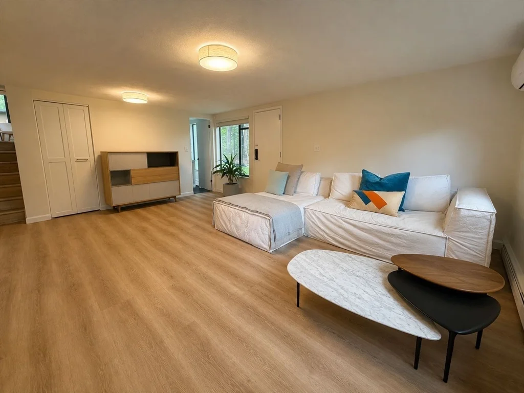 5 Gould, Lexington