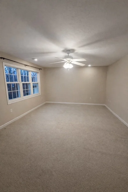 75 Lebeaux Dr, Edgemere