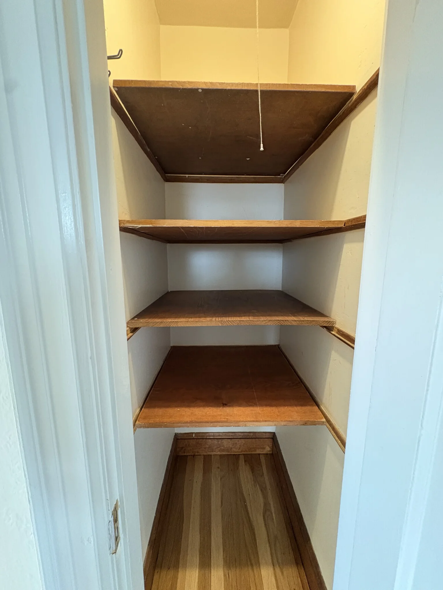 46 Englewood Ave, Brighton