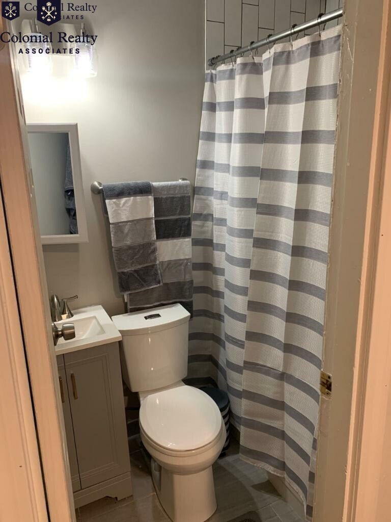 923 Beacon St, Fenway