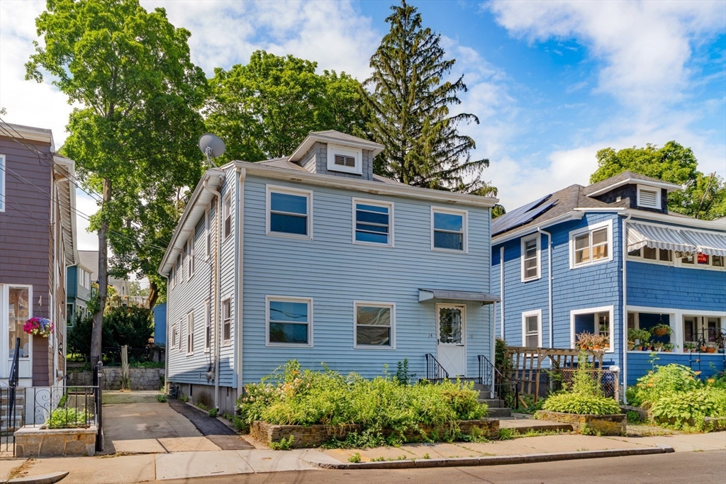 36 Thingvalla, Strawberry Hill