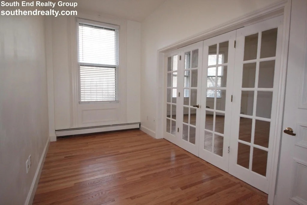 277 Beacon St, Back Bay