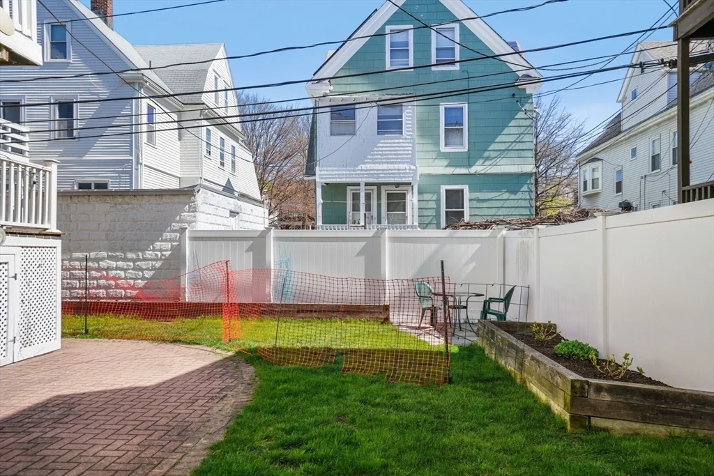 67 Ossipee Rd, Teele Square