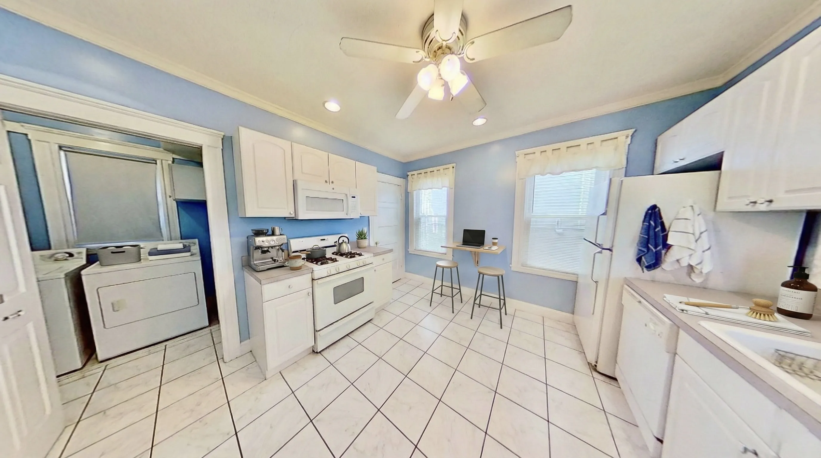 18 Bigelow St, Oak Square