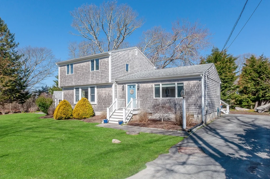 26 Mattakiset Rd, Antassawamock