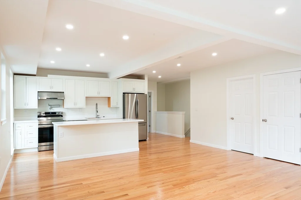 171 Everett St, Allston