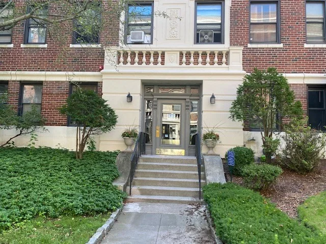 145 Englewood Ave, Brighton