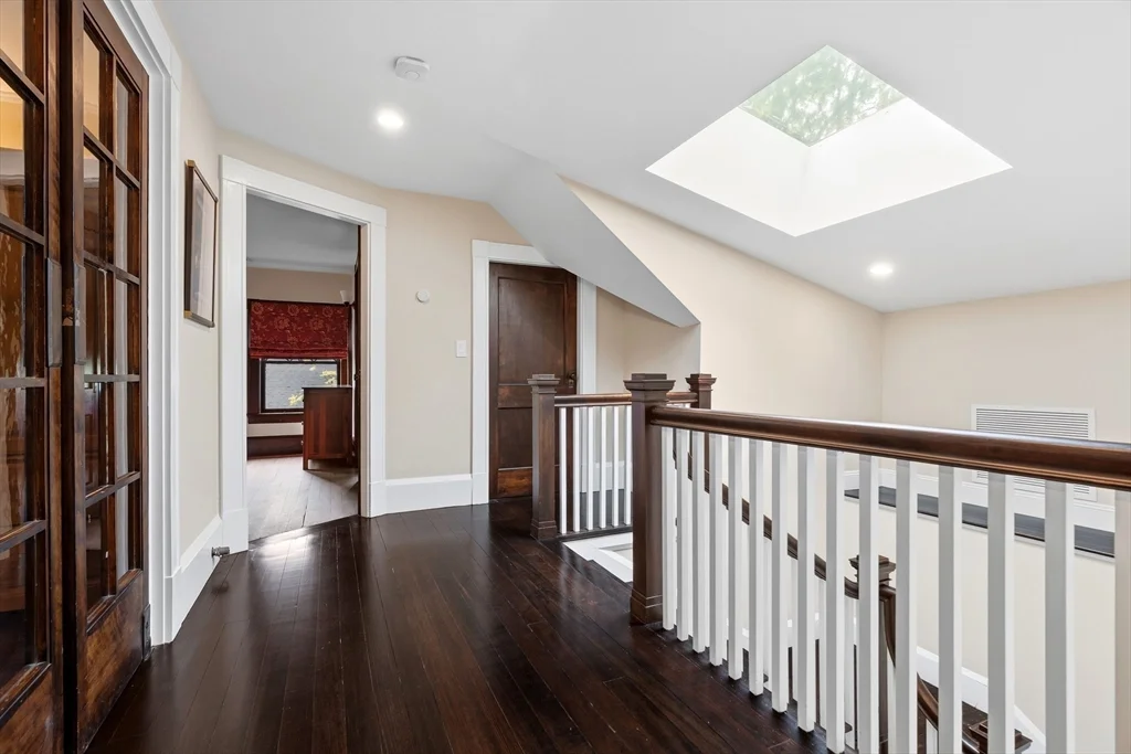 21 Clover St, Belmont