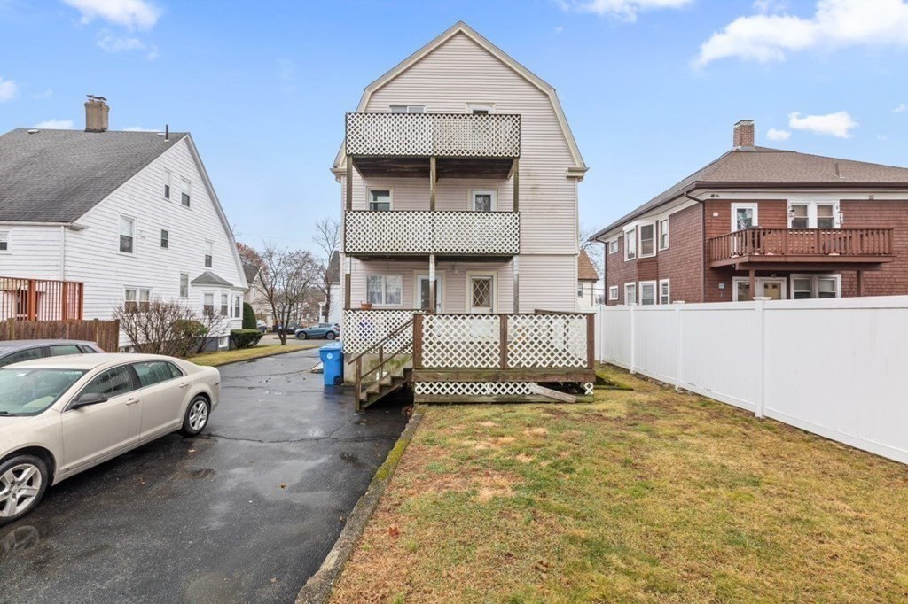 76 Fremont St, Winthrop