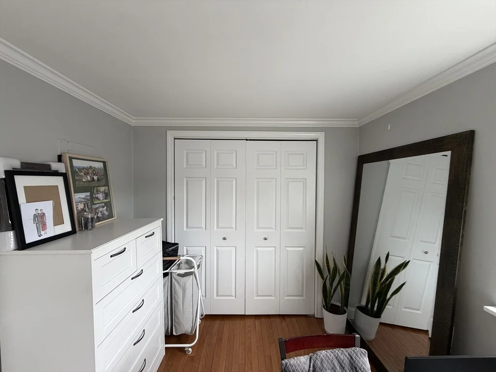 122 D St, South Boston