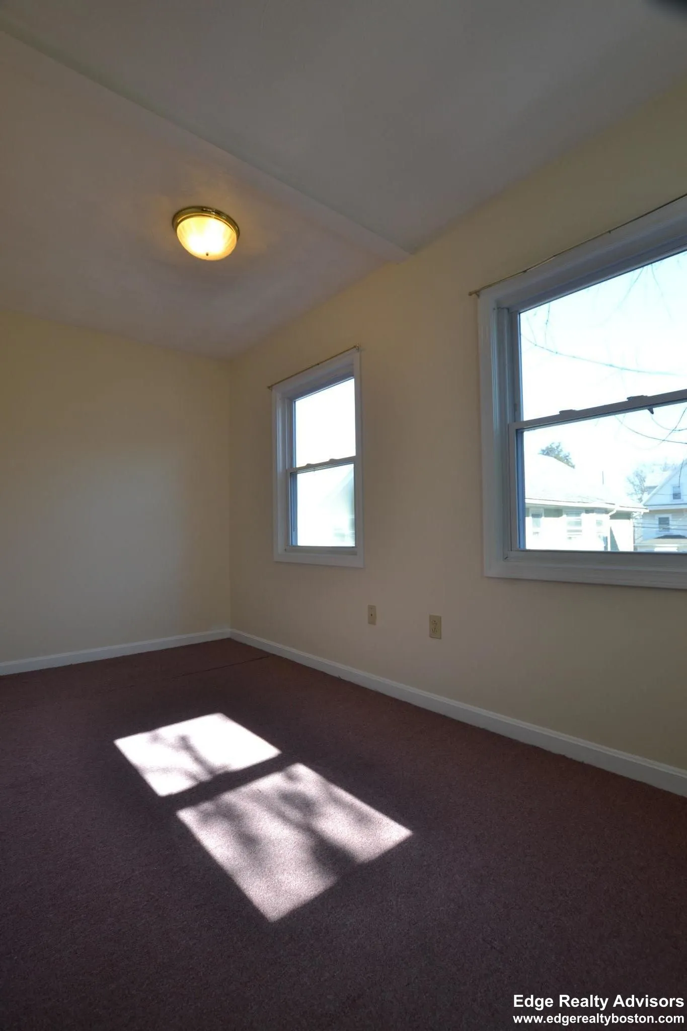 39 Montfern Ave, Brighton