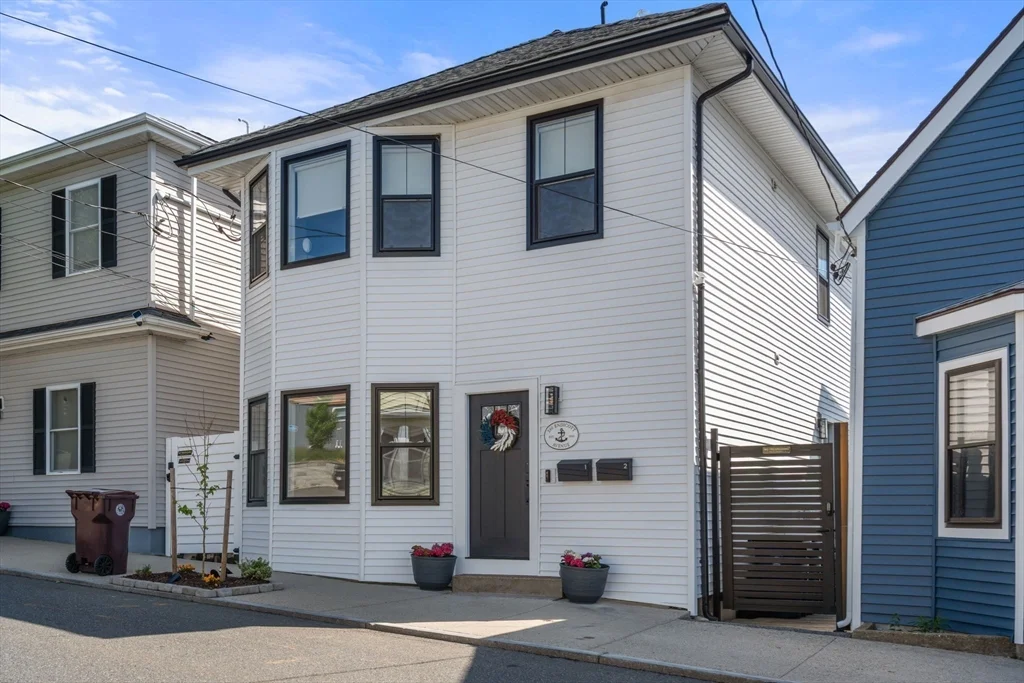 280 Endicott Ave, Revere