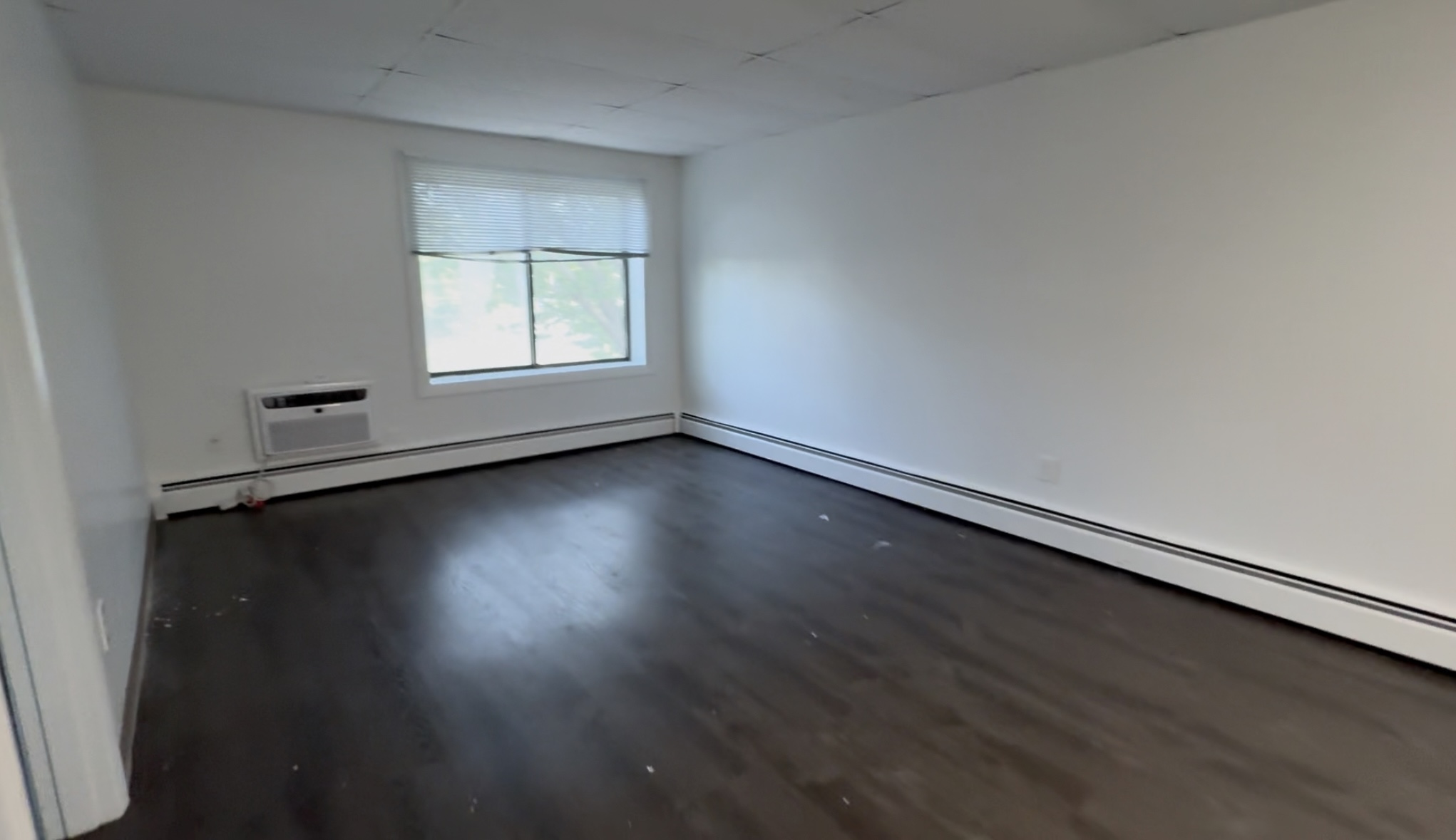 24 Hamilton St, Saugus