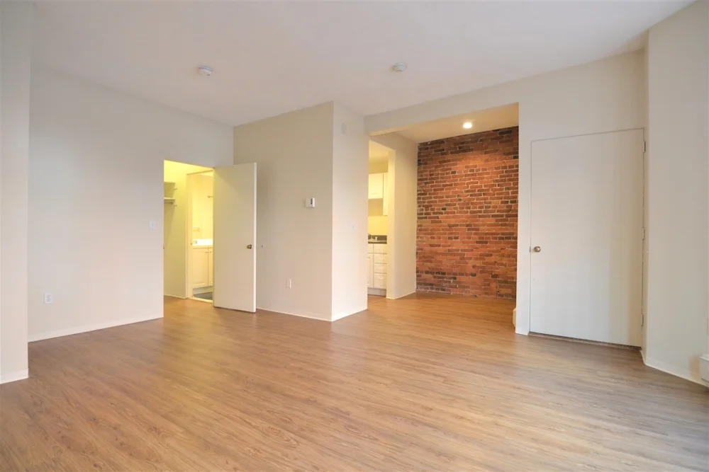 35 Saint Germain St, Back Bay