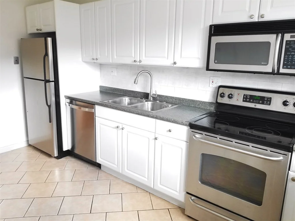 30 Westgate Rd, West Roxbury