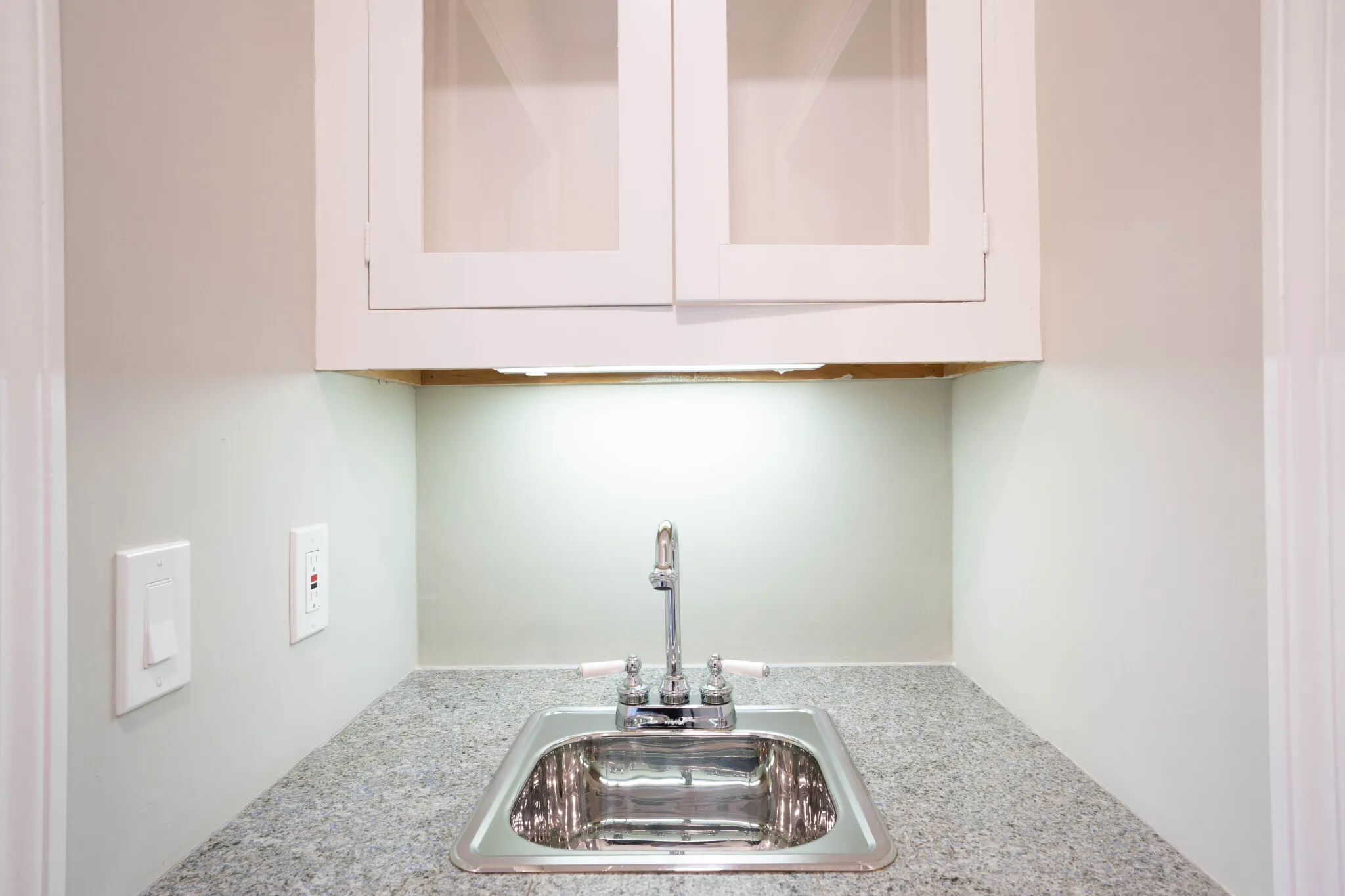 40 Puddingstone Ln, Oak Hill