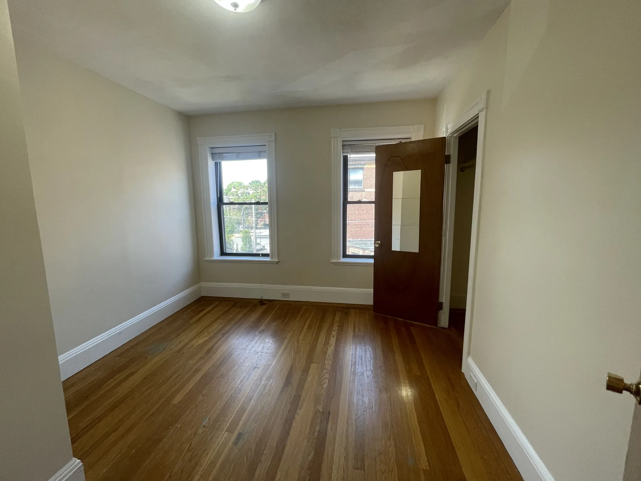 12 Dean Rd, Brookline