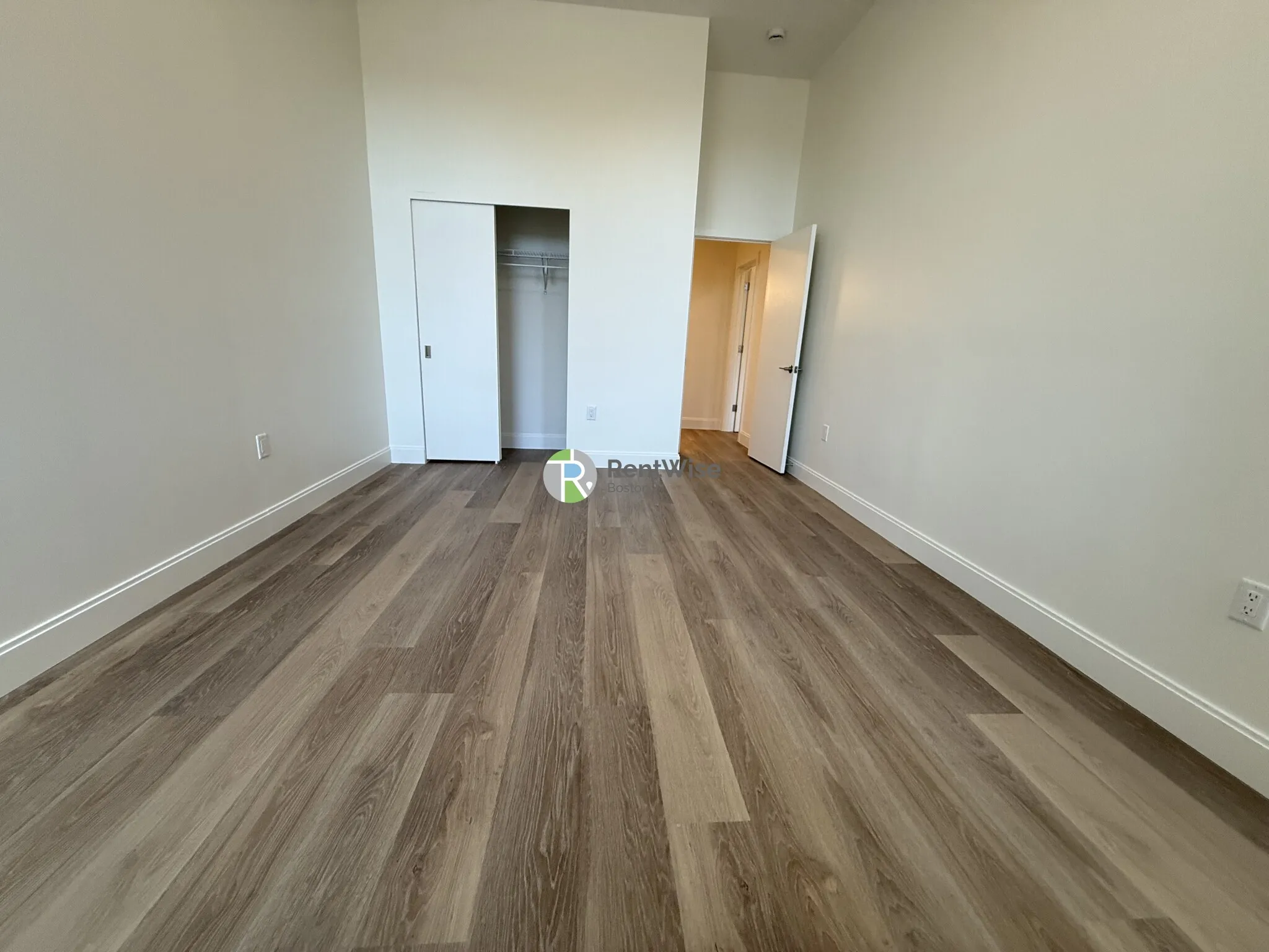 1079 Commonwealth Ave, Allston