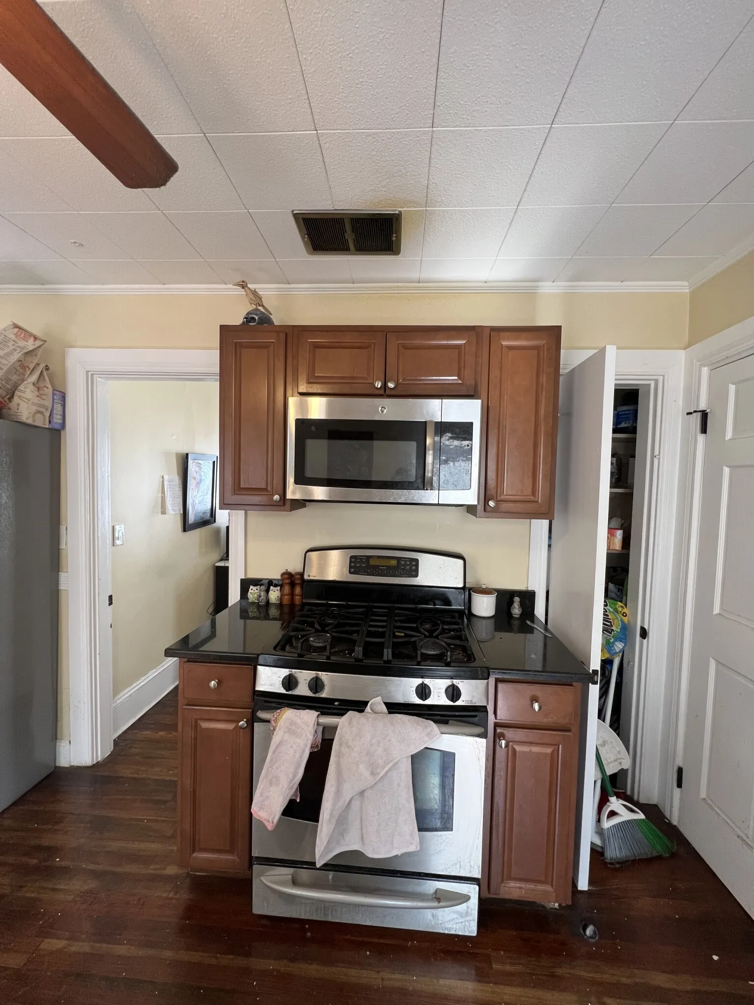 21 Chandler St, Tufts