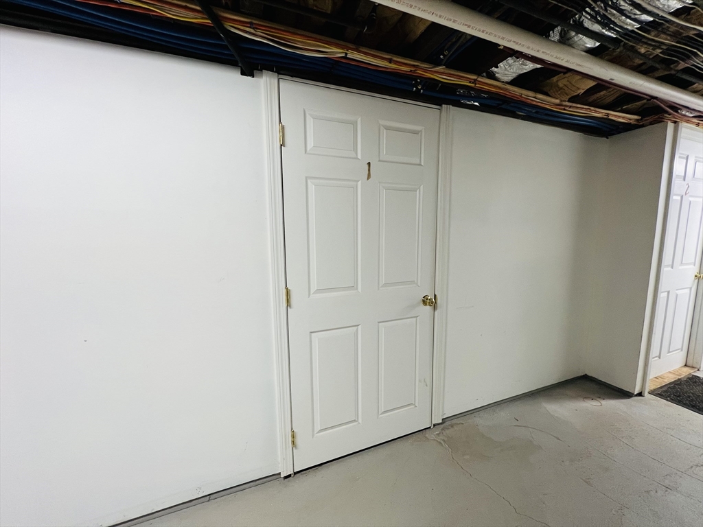 37 Mt Vernon St, Charlestown