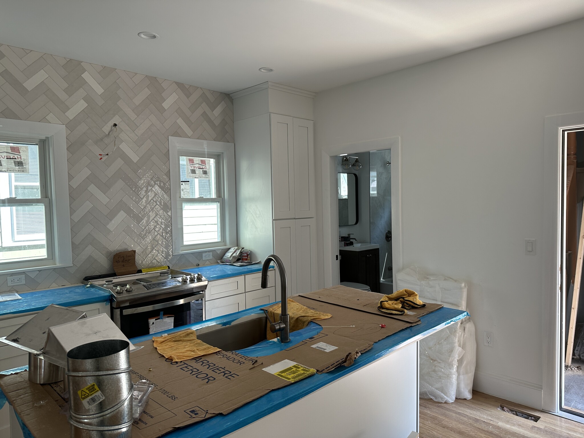 55 Lowell St, Spring Hill