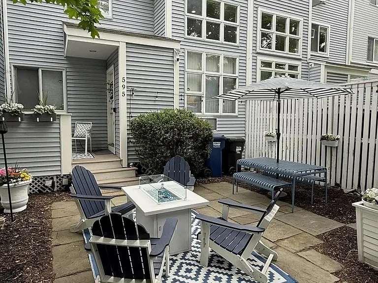 595 Putnam Ave, Cambridgeport