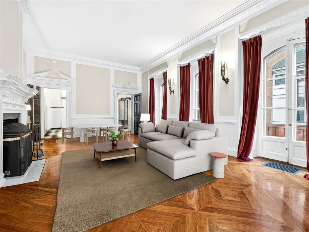 93 Beacon St, Beacon Hill