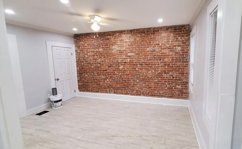 103 Erie, Dorchester