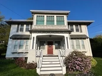 1120 Centre St, Newton Center