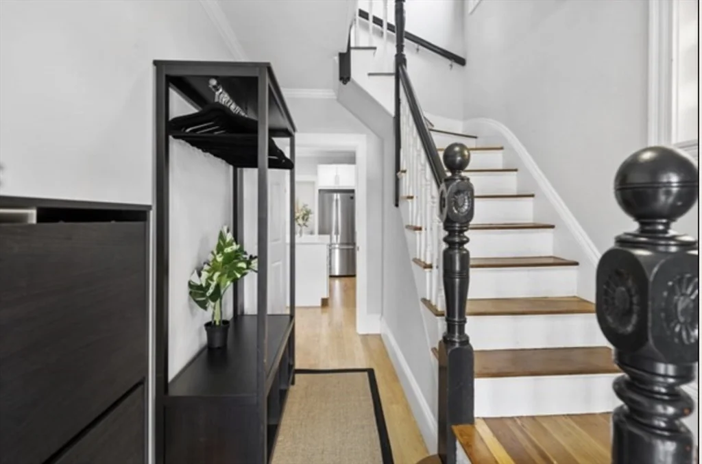 14 Everett St, Tufts University