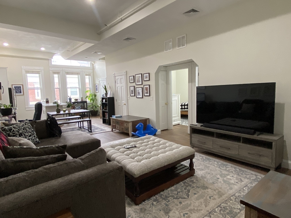 9 Mount Vernon St, Winchester