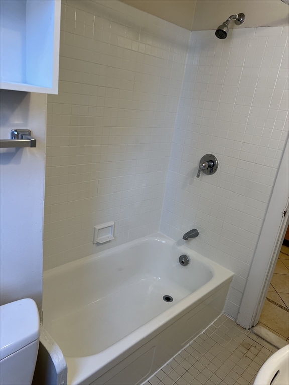 3 Gloucester, Back Bay