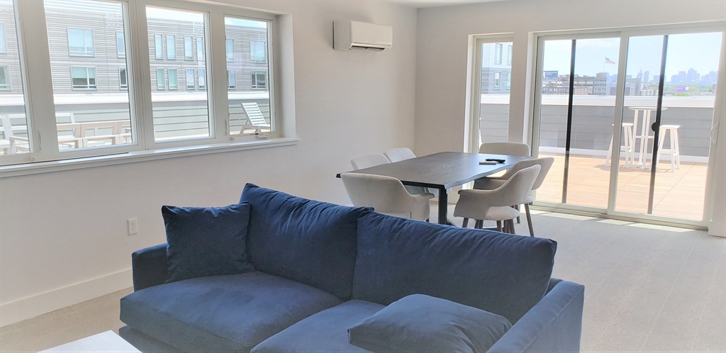 50 Hichborn, Brighton