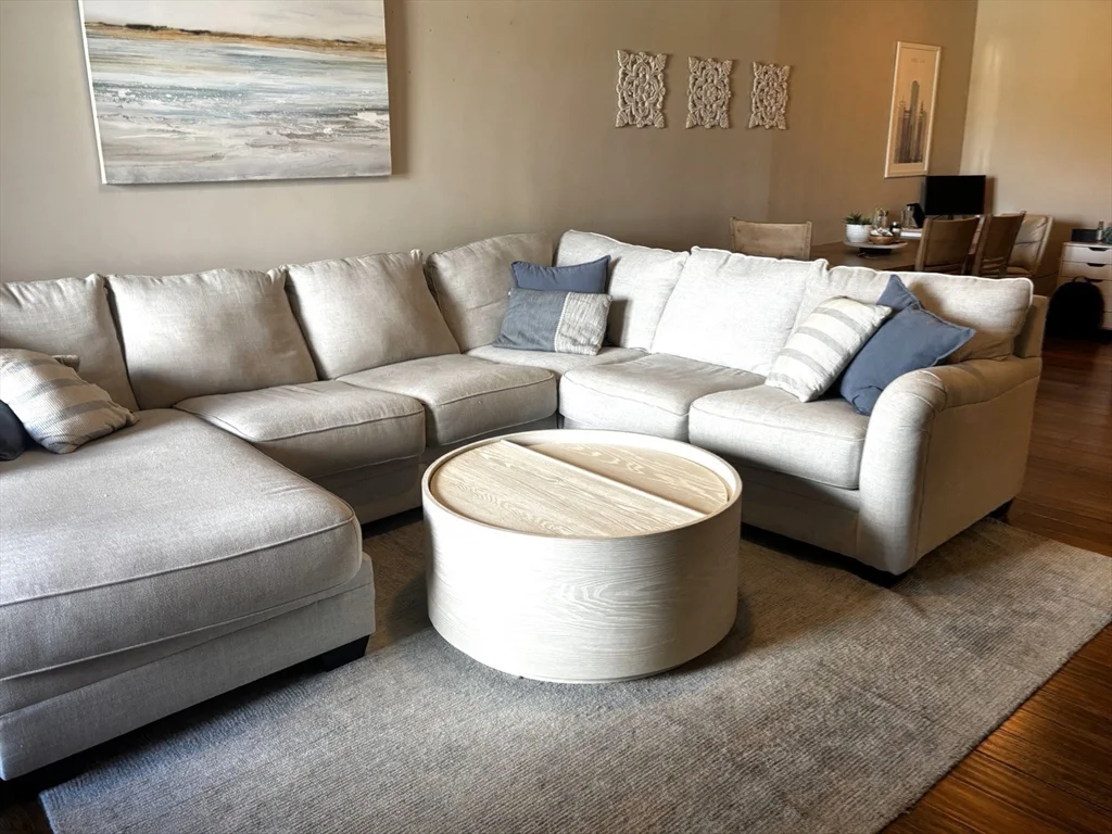 380 West Broadway, South Boston