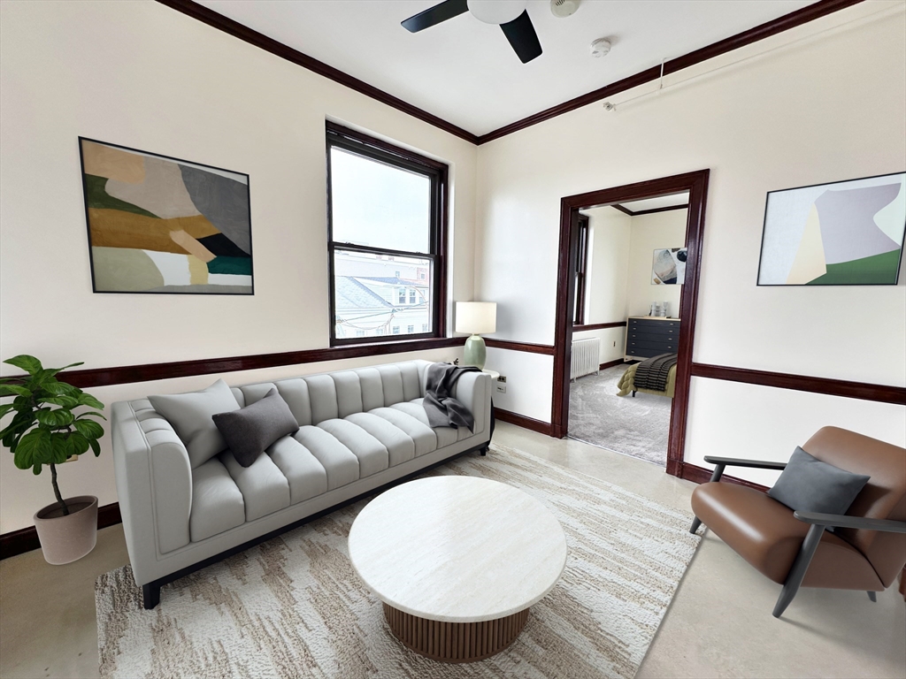 154 Maverick St, East Boston