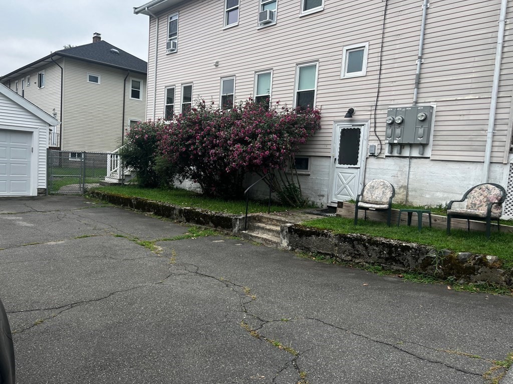 9 Loring St, Belmont