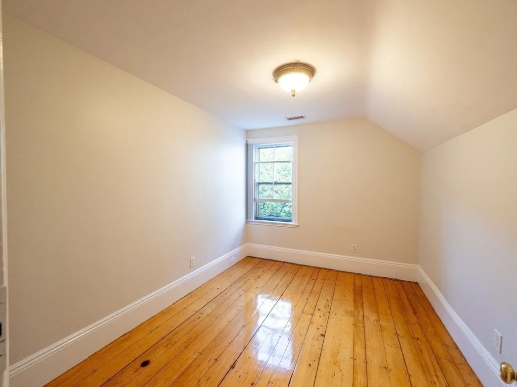 12 Adella Pl, Allston
